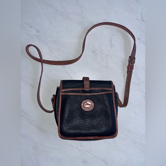 Vintage Dooney & Burke -small leather crossbody bag - Picture 2 of 4